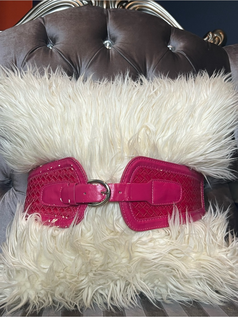 💖 Fuchsia Pink Woven Elastic Cinch Belt with Silver Buckle & Flap Detail 🎀✨